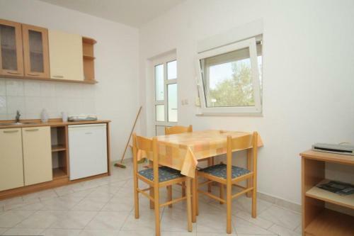 Apartments With A Parking Space Bozava (dugi Otok) - 8123