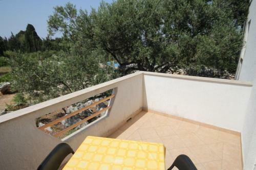Apartments With A Parking Space Bozava (dugi Otok) - 8123