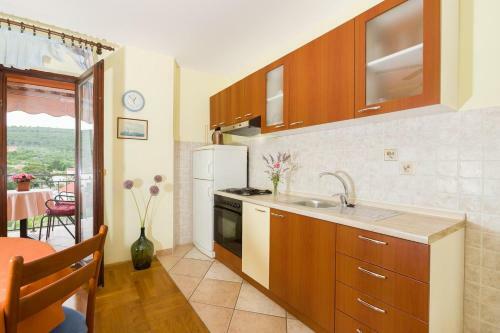 Apartment Bozava 8124b