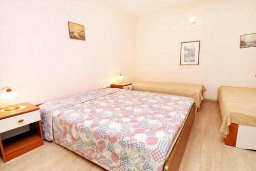 Apartments By The Sea Brgulje (molat) - 6241
