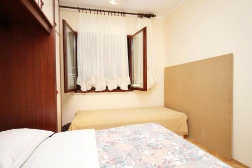 Apartments By The Sea Brgulje (molat) - 6241