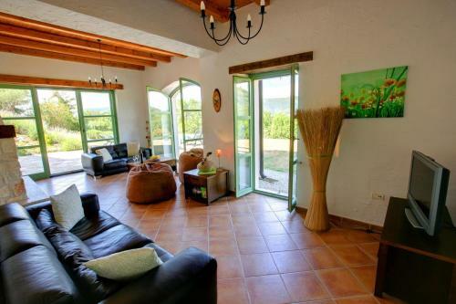 Brkac Villa Sleeps 8 Pool Wifi
