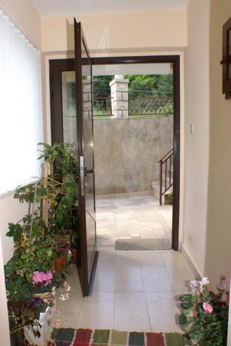 Apartments By The Sea Brna (korcula) - 4463