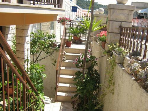 Apartments By The Sea Brna (korcula) - 4463
