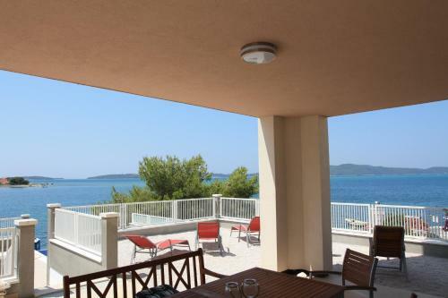 Pinna Nobilis Apartments