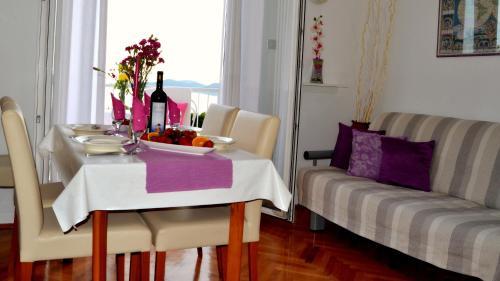 Apartments Lina