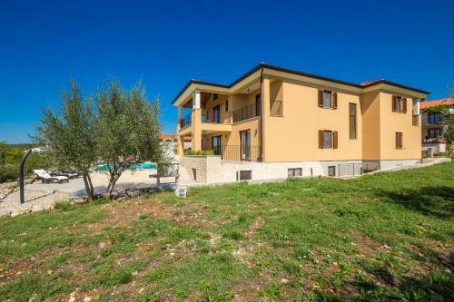 Holiday House Cecilia