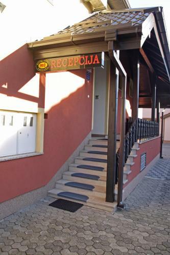 Hostal Guest House Royal
