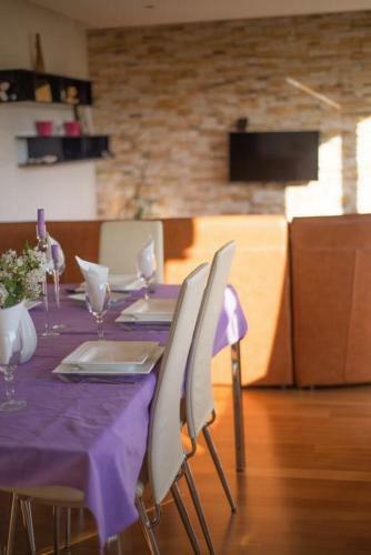 Apartment In Cavle 33771