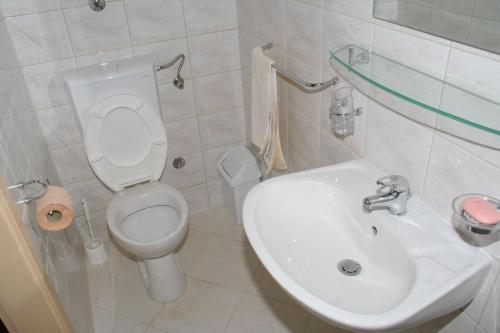 Apartments By The Sea Stanici (omis) - 2775
