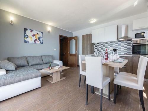 Holiday Home Celina 30 With Outdoor Swimmingpool