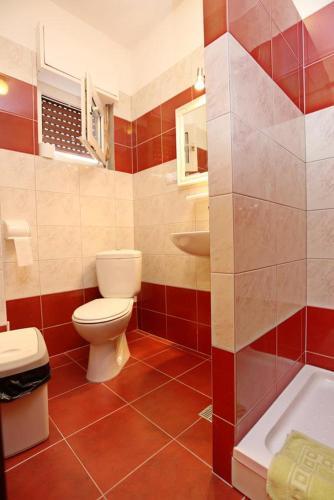 Hostal Twin Room Mavarstica 10335h