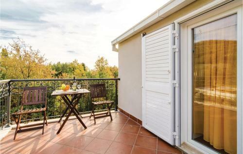 Three-bedroom Holiday Home In Doli