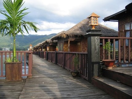 Hotel Paradise Inle Resort