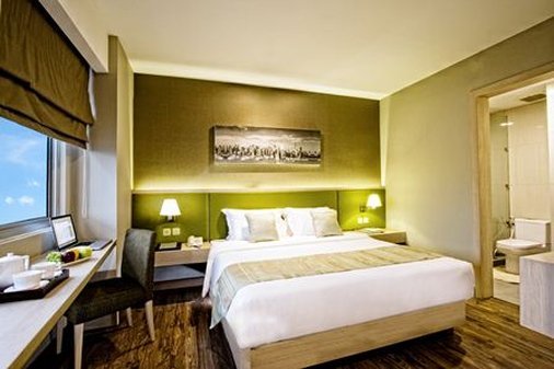 Hotel Grand Whiz Kelapa Gading