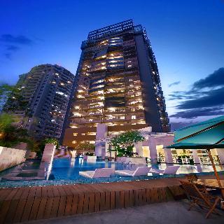Hotel Grand Whiz Kelapa Gading