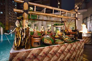 Hotel Grand Whiz Kelapa Gading