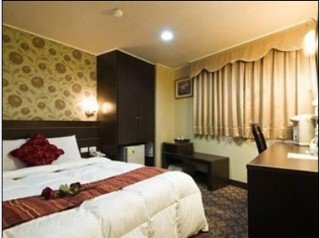 Sanduo Hotel (family)