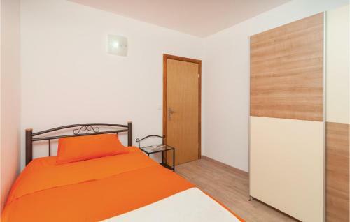 Five-bedroom Holiday Home In Donji Humag