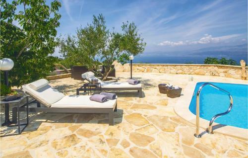 Five-bedroom Holiday Home In Donji Humag