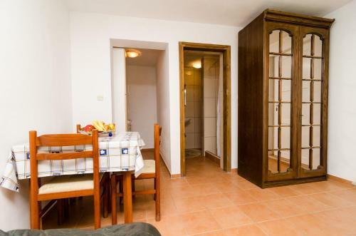 Apartments Leme?
