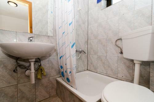 Apartments Leme?