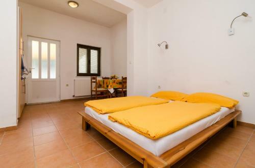 Apartments Leme?