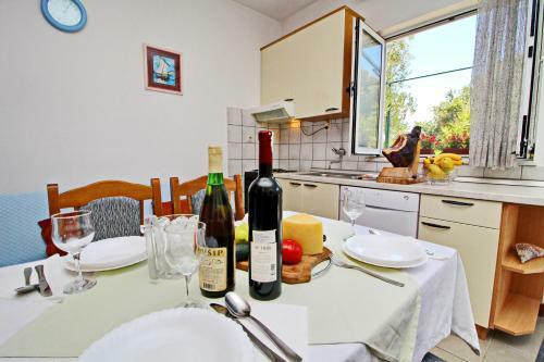 Apartments Neven