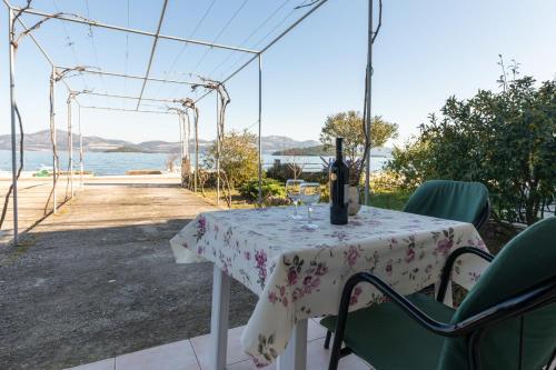 Apartments Nevela