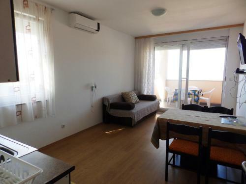 Apartment Sea View ?ari?