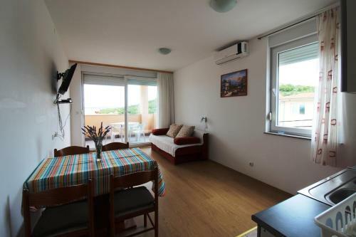Apartment Sea View ?ari?