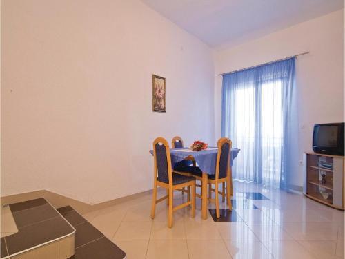 Holiday Home Pakostanska Br. I