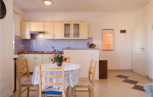 Holiday Home Pakostanska Br. I