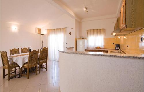 Holiday Home Pakostanska Br. I