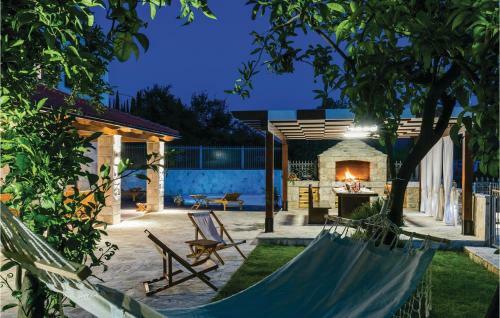 Holiday Home Zastolje 01