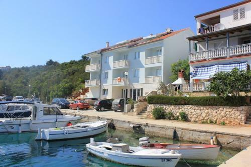 Hostal Double Room Zaglav 8144e