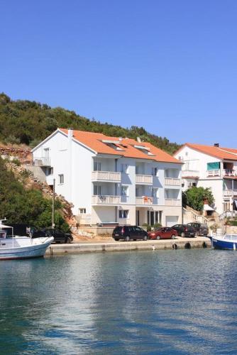Hostal Double Room Zaglav 8144e
