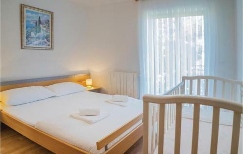 Three-bedroom Apartment In Rastovac