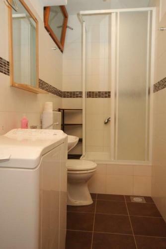 Apartment Uvala Zarace (dubovica) 8781a