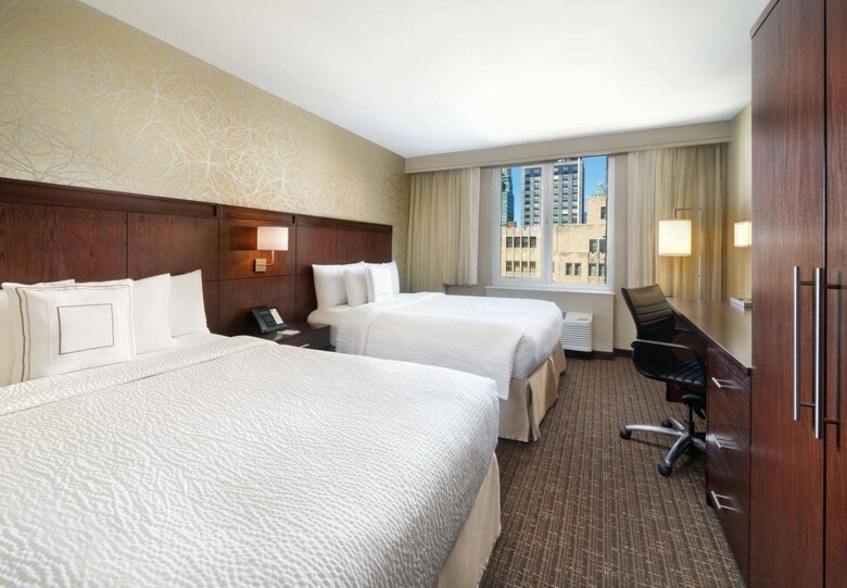 Hotel Courtyard Times Sq W/govoyages