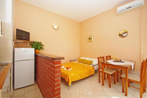 Apartment Zaton 15917b