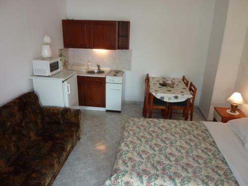 Apartments Branimira XV