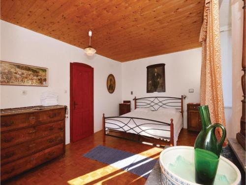 Holiday Home Zavala 05