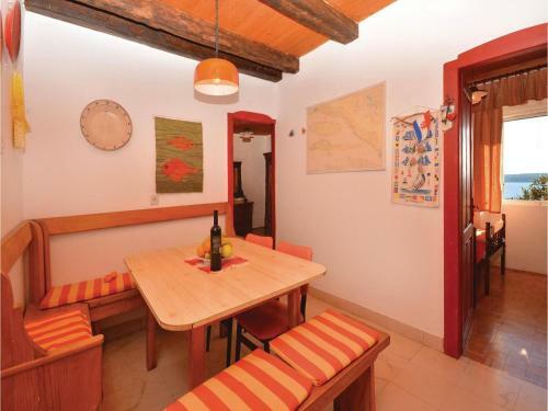 Holiday Home Zavala 05