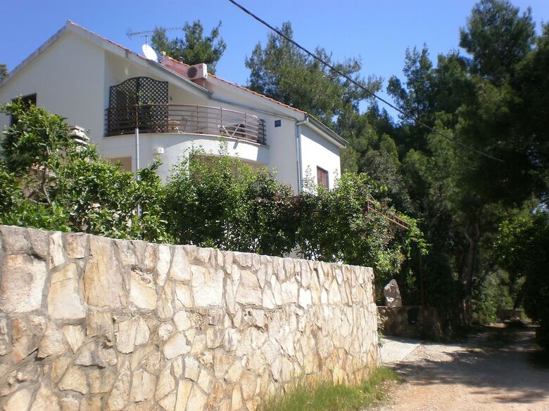 Apartments Pelegrin
