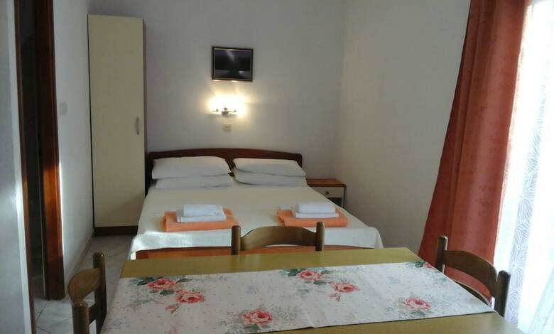 Apartments Pelegrin
