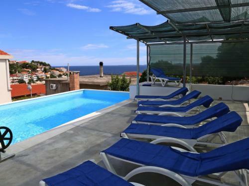 Charming Holiday Home In Cara With Pool