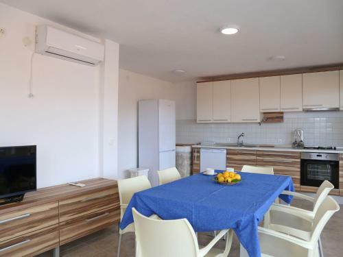 Charming Holiday Home In Cara With Pool