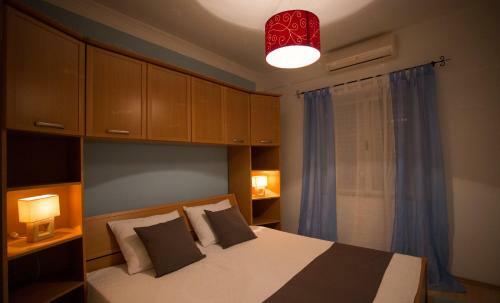 Apartments Mt Residence