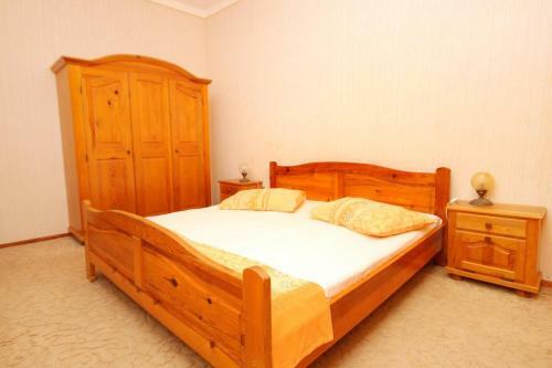 Apartment Zavalatica 4453a